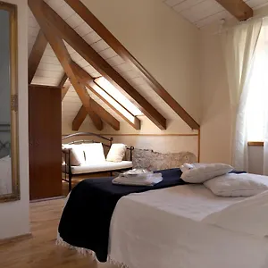 Couette-café Carrara