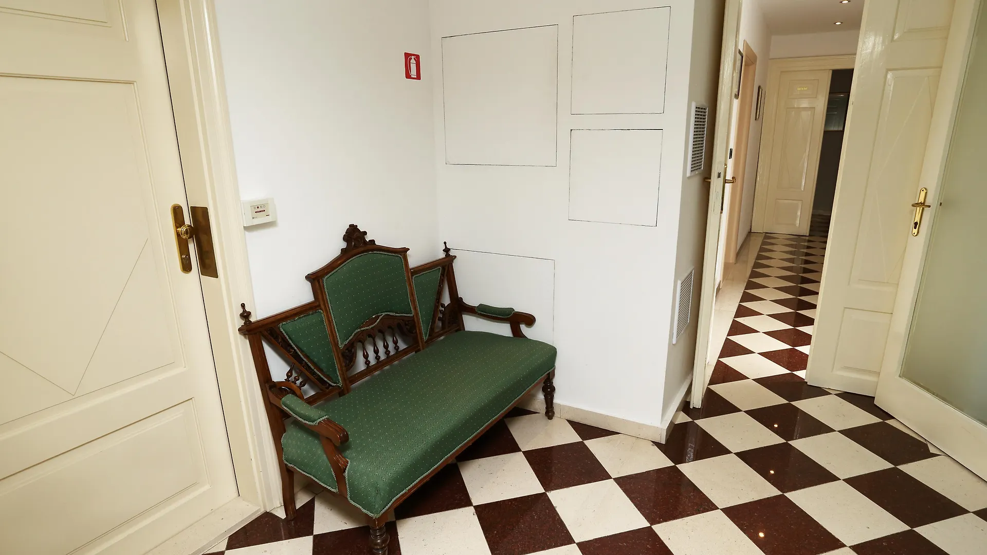 Heritage Hotel Vila Sikaa Trogir 4*,  Kroatien