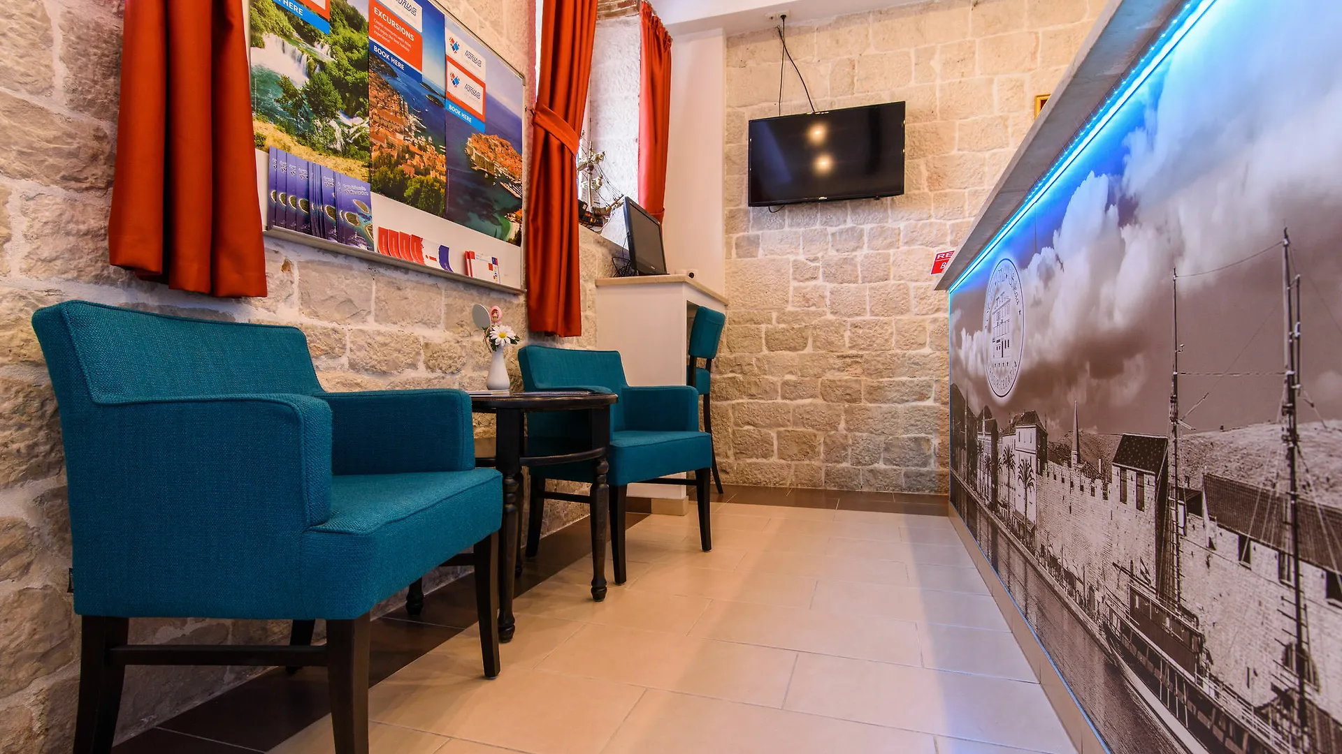 Heritage Hotel Vila Sikaa Trogir 4*,